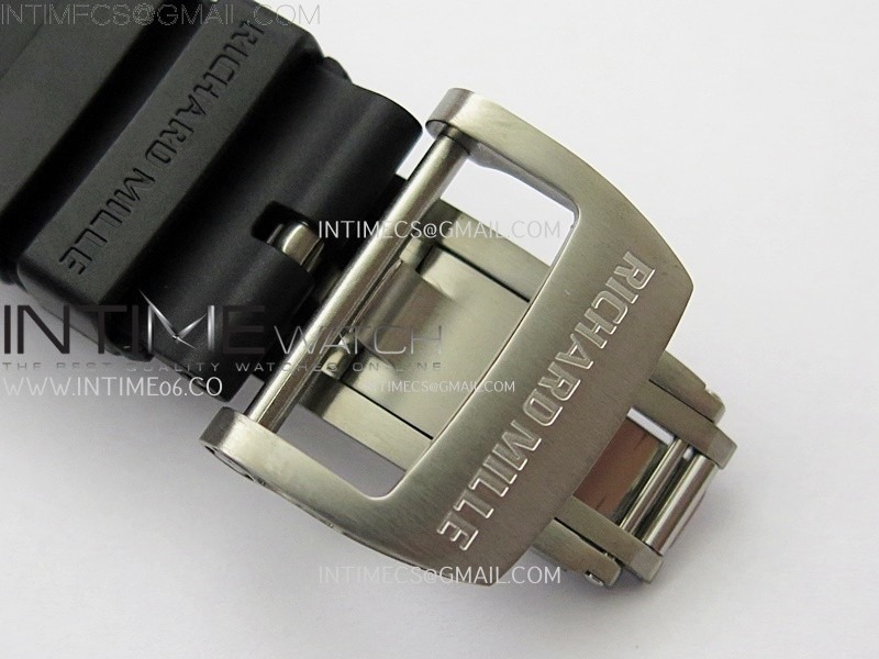 rm055-white-inner-bezel-black-crown-ntpt-ti-zf-1-1-best-edition-on-black-rubber-strap-rmul2-super-clone (5).jpg