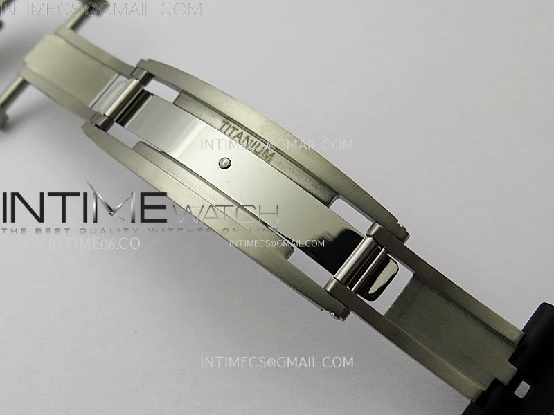rm055-white-inner-bezel-black-crown-ntpt-ti-zf-1-1-best-edition-on-black-rubber-strap-rmul2-super-clone (7).jpg