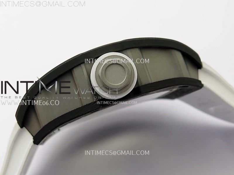 rm055-white-inner-bezel-white-crown-ntpt-ti-zf-1-1-best-edition-on-white-rubber-strap-rmul2-super-clone (3).jpg