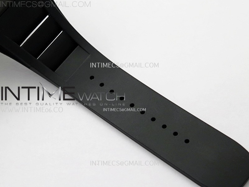 rm055-white-inner-bezel-black-crown-ntpt-ntpt-zf-1-1-best-edition-on-black-rubber-strap-rmul2-super-clone (8).jpg