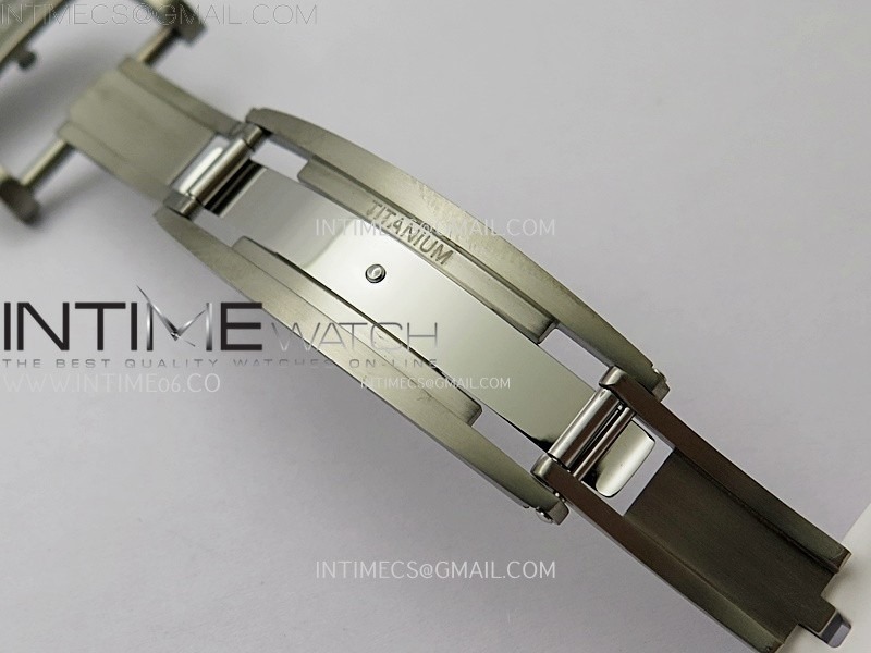 rm055-blue-inner-bezel-black-crown-ntpt-ntpt-zf-1-1-best-edition-on-white-rubber-strap-rmul2-super-clone (7).jpg