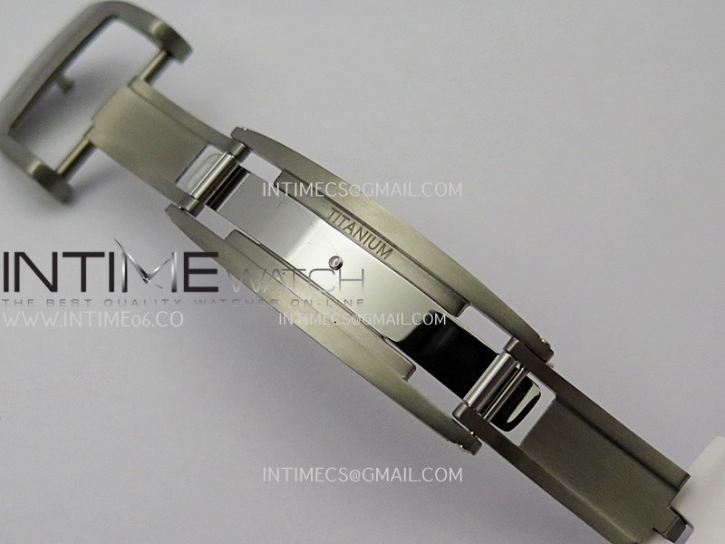 rm055-white-inner-bezel-white-crown-ntptti-zf-11-best-edition-on-white-shark-rubber-strap-rmul2-super-clone (6).jpg
