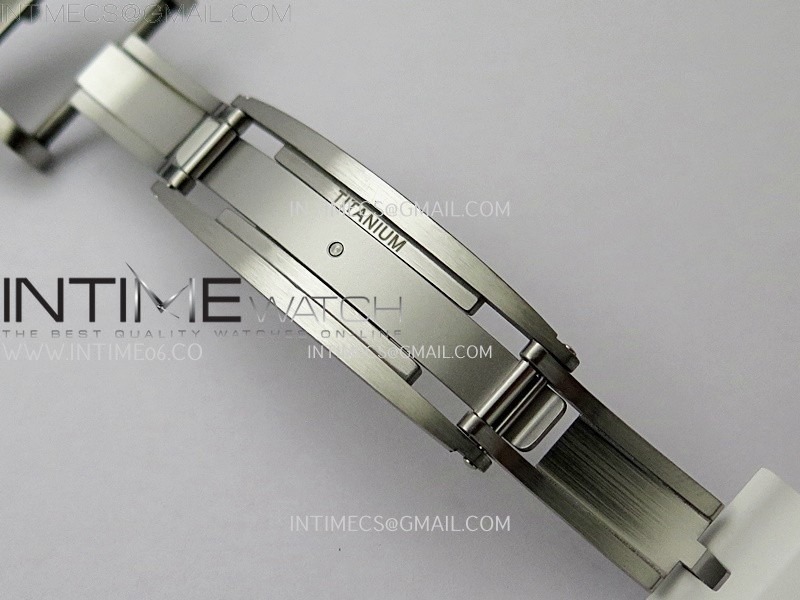 rm055-ntpt-apsf-1-1-best-edition-white-inner-bezel-black-crown-on-white-rubber-strap-rmul2-super-clone (7).jpg