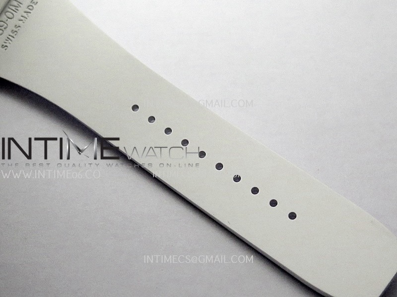 rm061-white-ceramic-zf-11-best-edition-on-white-rubber-strap-rmul2-super-clone (8).jpg