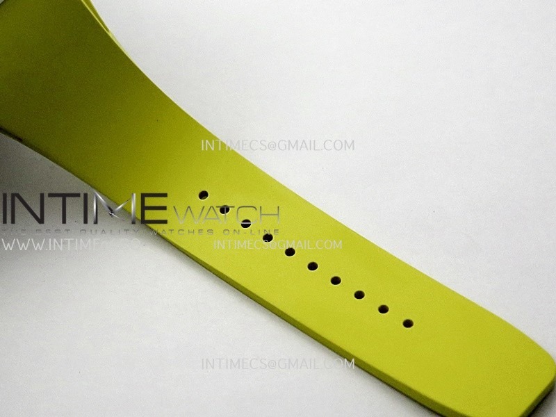 rm061-white-ceramic-zf-11-best-edition-on-yellow-rubber-strap-rmul2-super-clone (8).jpg