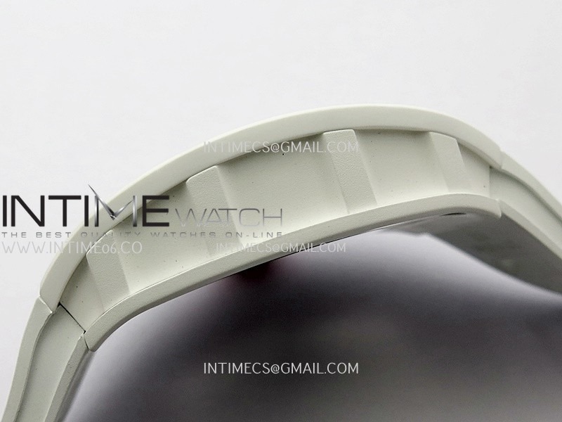 rm055-white-ceramic-red-inner-bezel-apsf-11-best-edition-on-white-rubber-strap-rmul2-super-clone (4).jpg