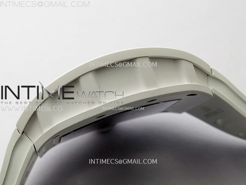 rm055-white-ceramic-zf-1-1-best-edition-skeleton-dial-on-white-rubber-strap-rmul2-super-clone (4).jpg