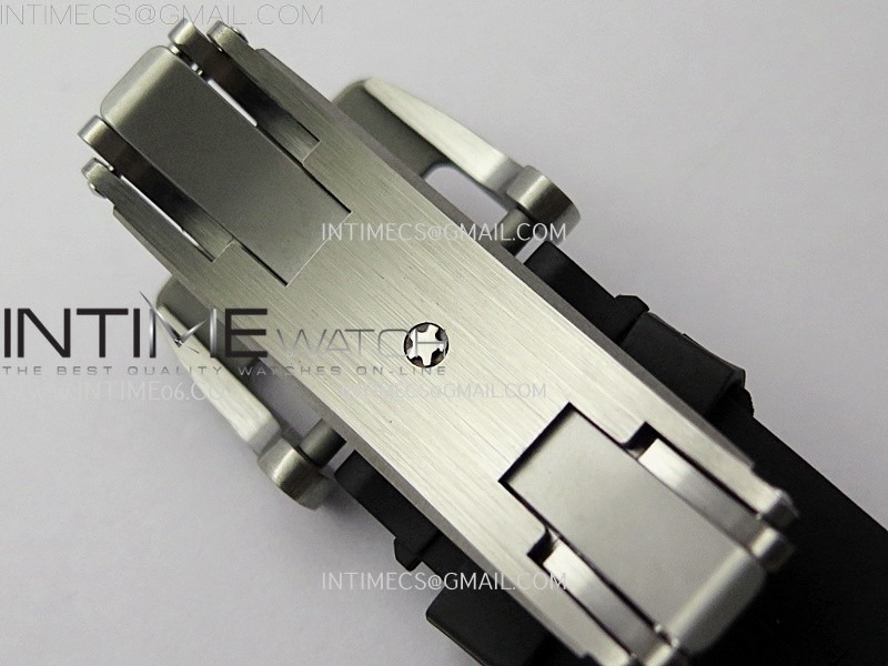 rm061-01-yohan-blake-white-ntpt-apsf-1-1-best-edition-on-black-rubber-strap-rmul2-super-clone (6).jpg
