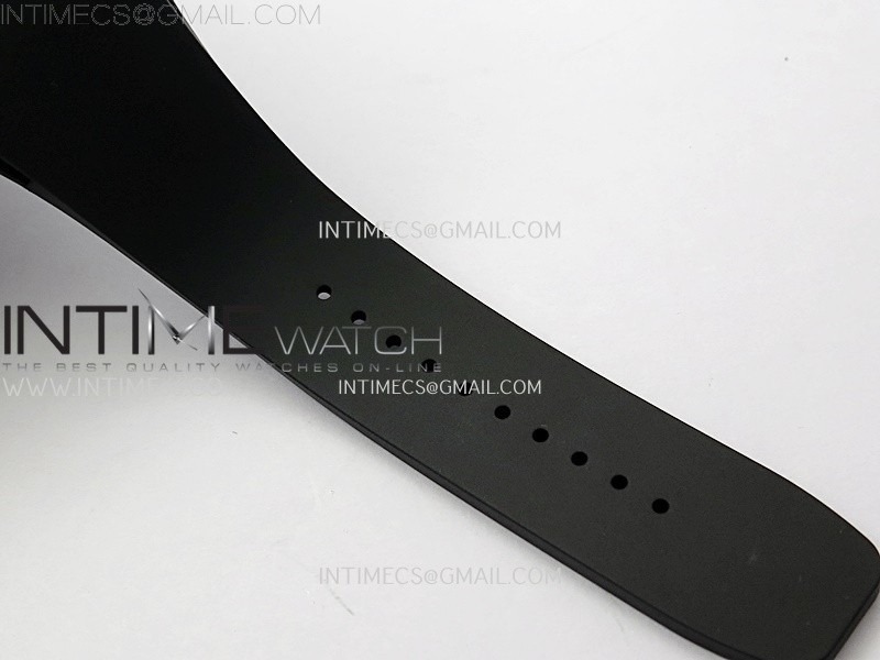 rm061-01-yohan-blake-white-ntpt-apsf-1-1-best-edition-on-black-rubber-strap-rmul2-super-clone (7).jpg