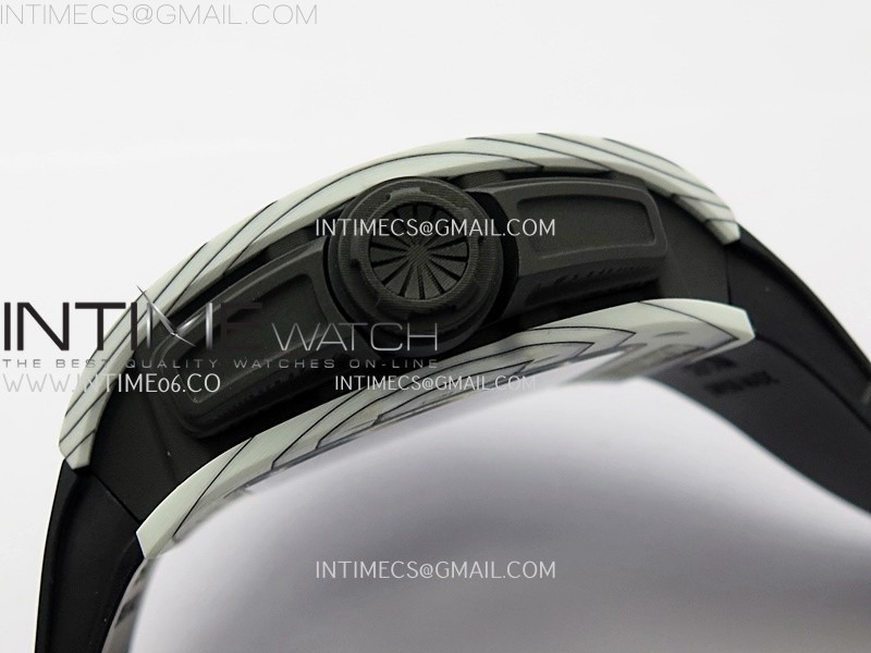 rm-61-01-yohan-blake-white-ntpt-zf-1-1-best-edition-on-black-rubber-strap-rmul2-super-clone (3).jpg