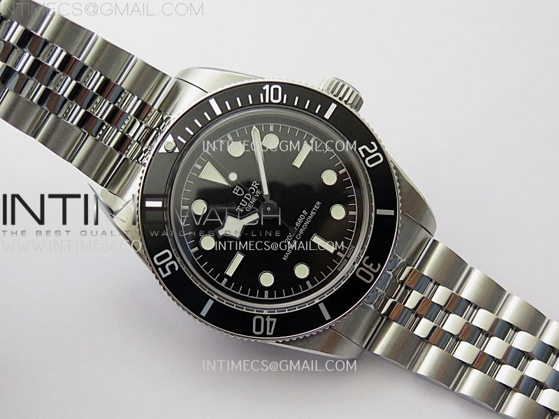 heritage-black-bay-m7941a1a0nu-0003-41mm-ss-zf-1-1-best-edition-black-dial-black-bezel-on-ss-bracelet-a2824 (1).jpg
