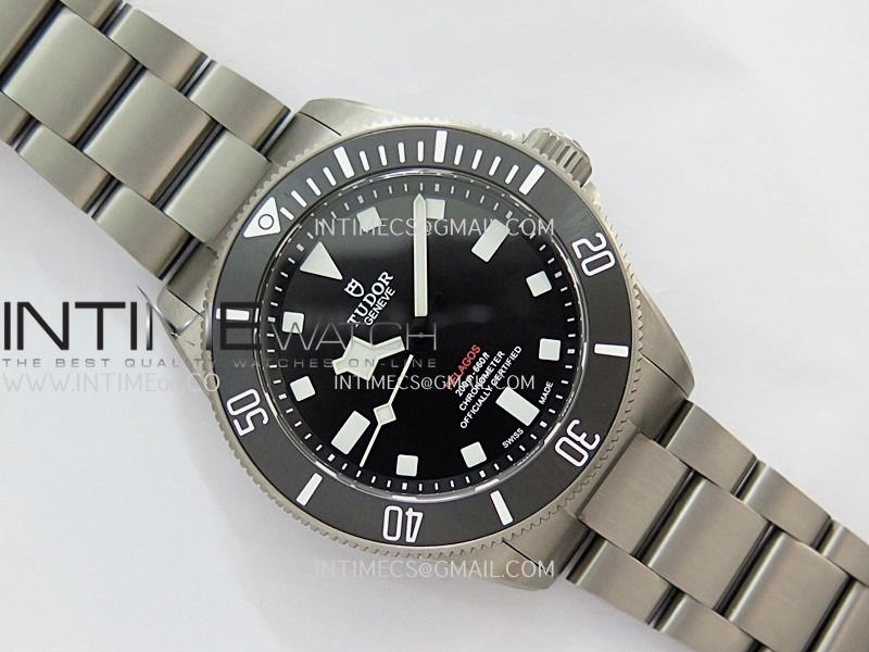 pelagos-m25407n-0001-39mm-black-ceramic-ti-v2-zf-11-best-edition-black-dial-on-titanium-bracelet-a2824 (1).jpg
